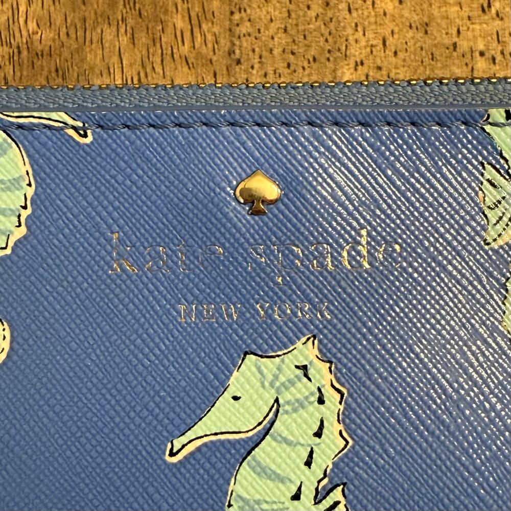 Kate Spade New York Seahorse Wristlet Leather Zippered Closure Lined Blue Gold - Picture 4 of 11